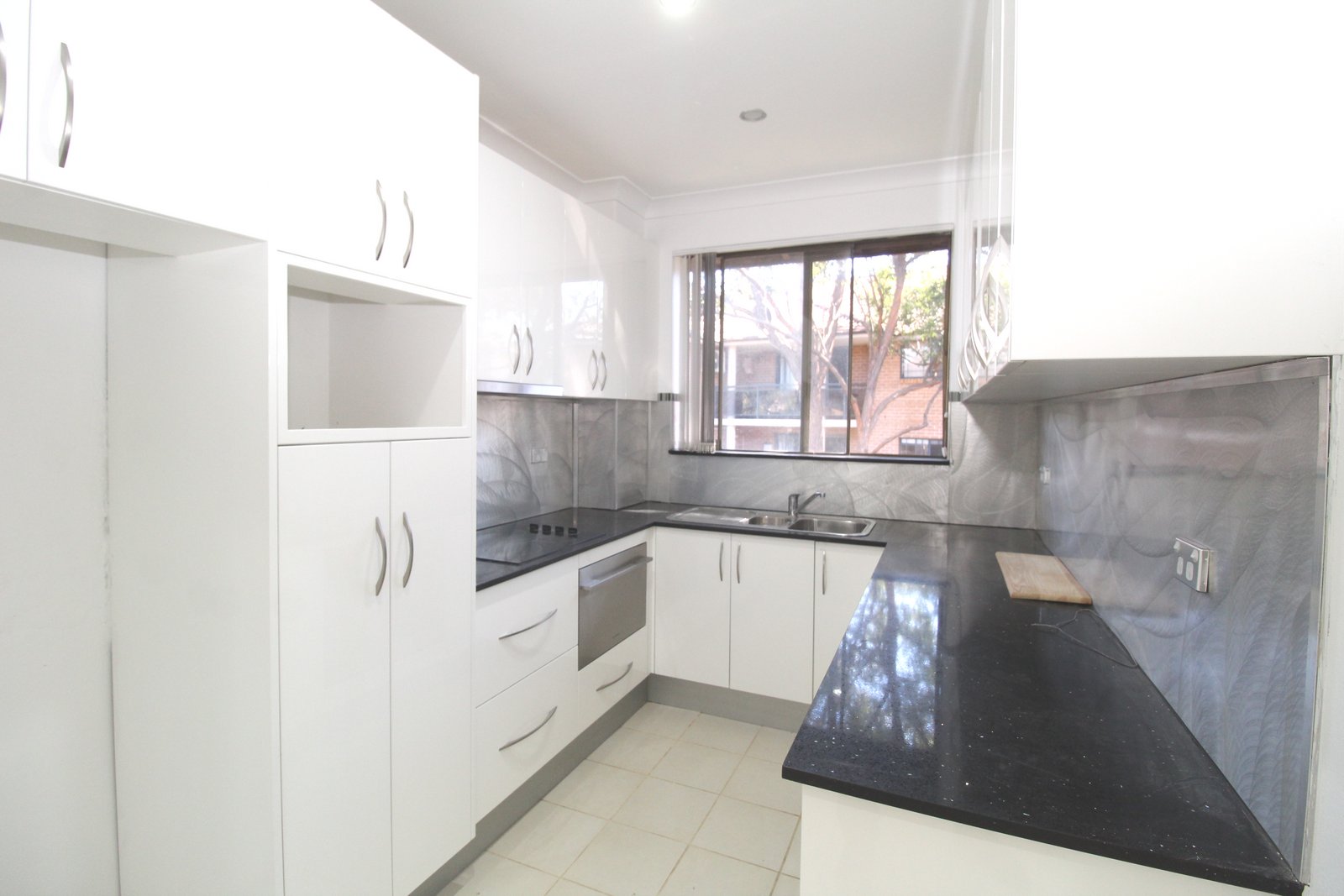 12/33 Sir Joseph Banks Street BANKSTOWN 2