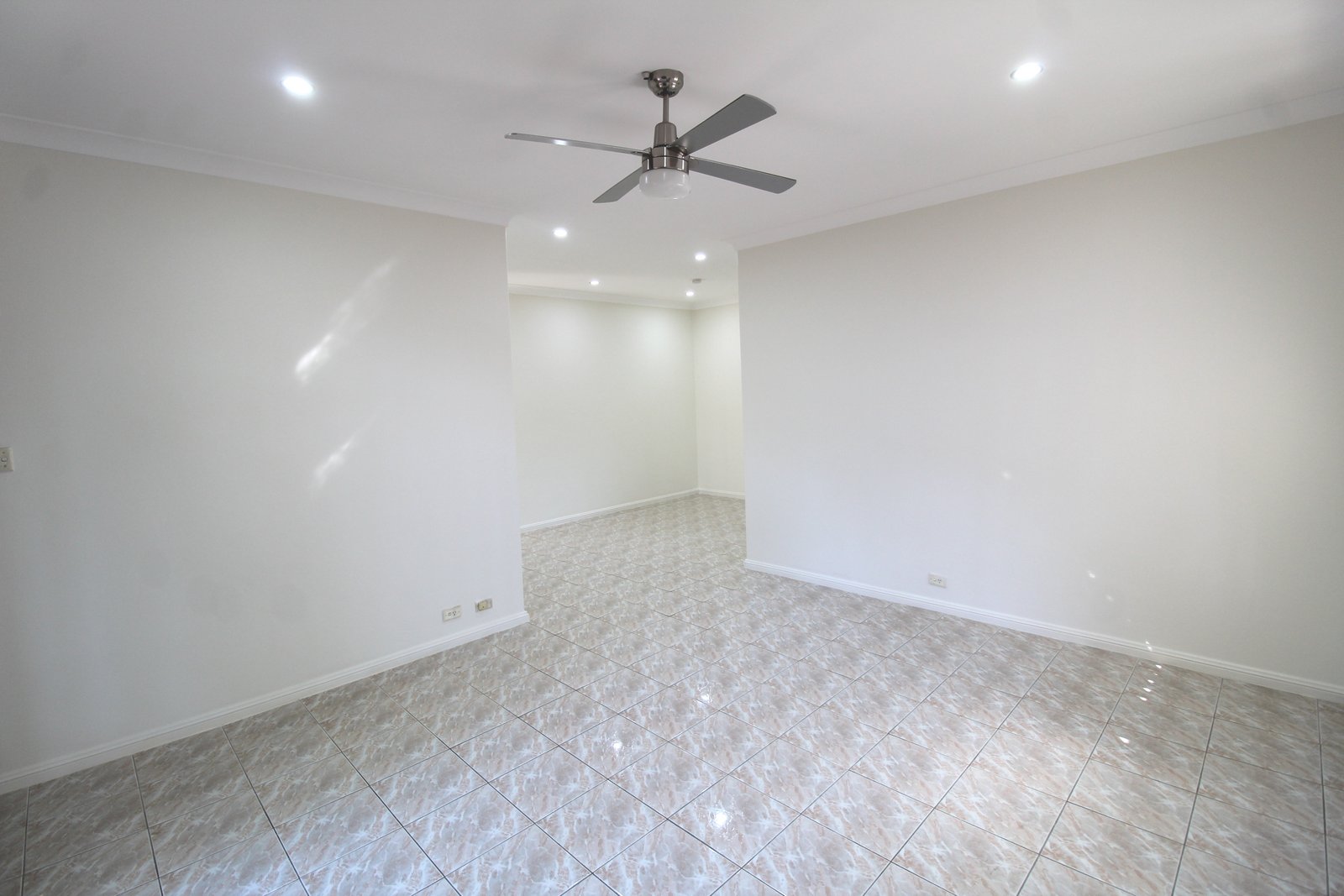 12/33 Sir Joseph Banks Street BANKSTOWN 3