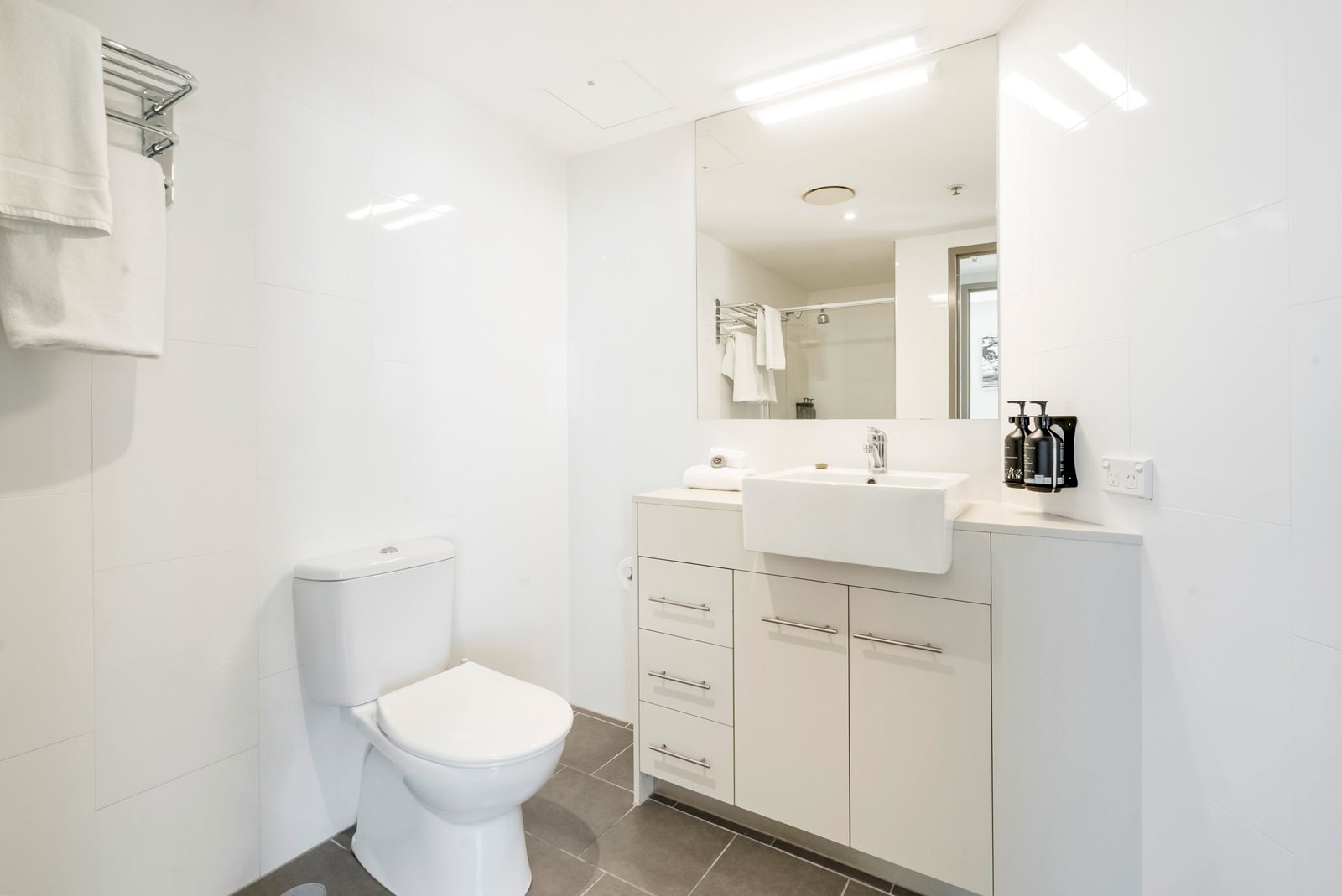 1233/6-8 Stuart Street TWEED HEADS 10