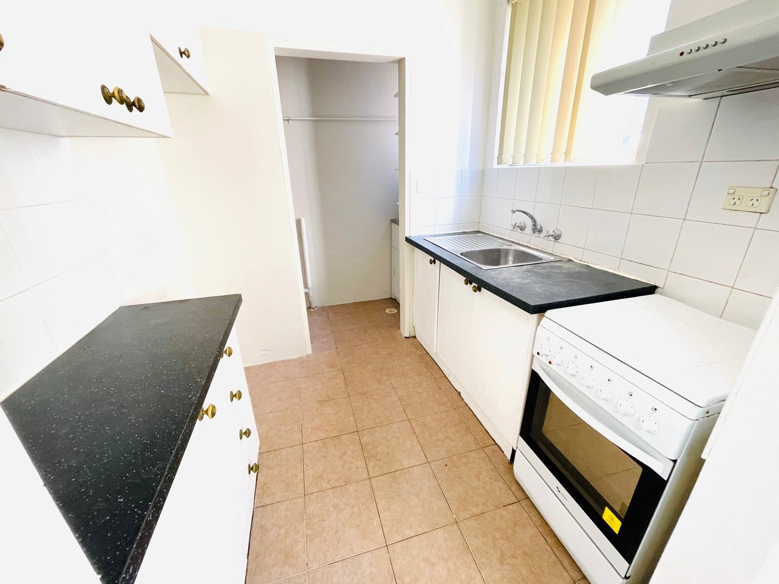 12/35 Villiers Street ROCKDALE 2