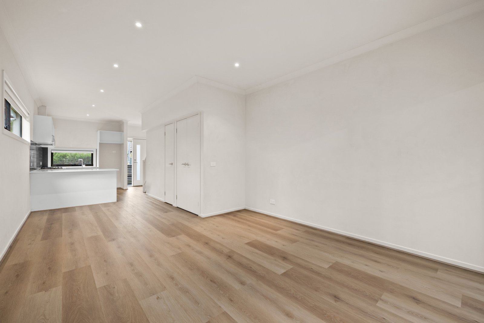 Gallery: 1/235 Wickham Road