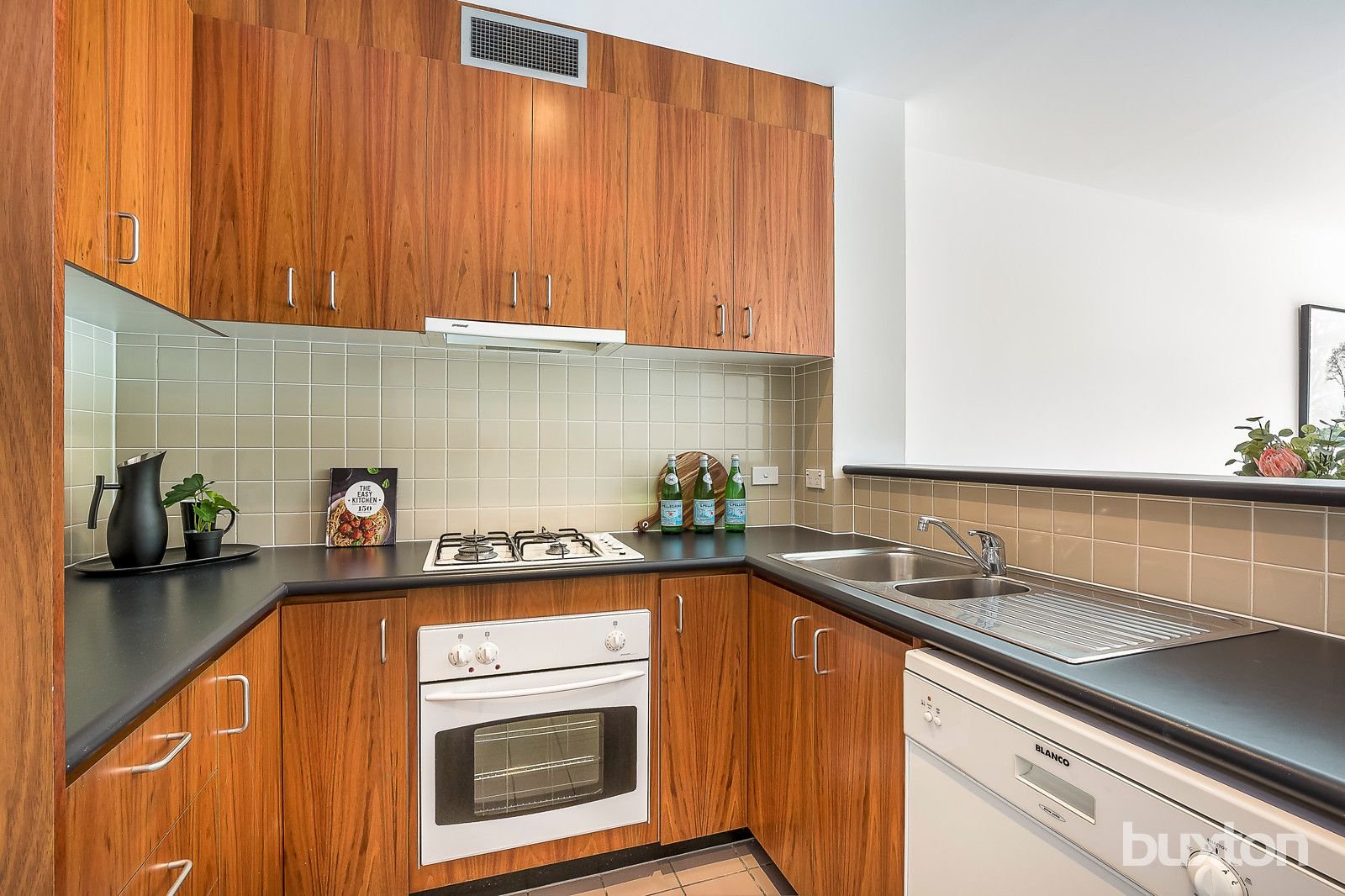 Gallery: 12/352 Canterbury Road