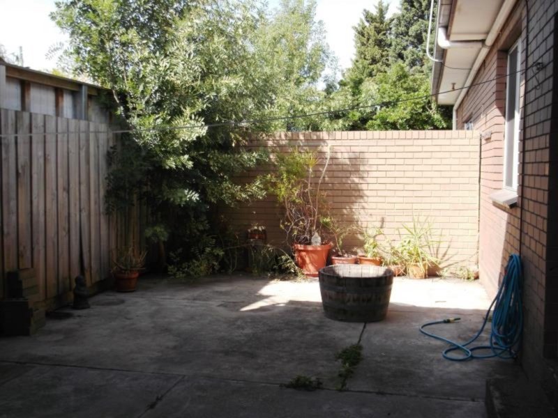 Gallery: 1/237-239 Hyde Street