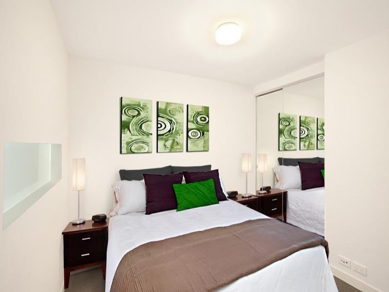 Gallery: 123/70 Nott Street
