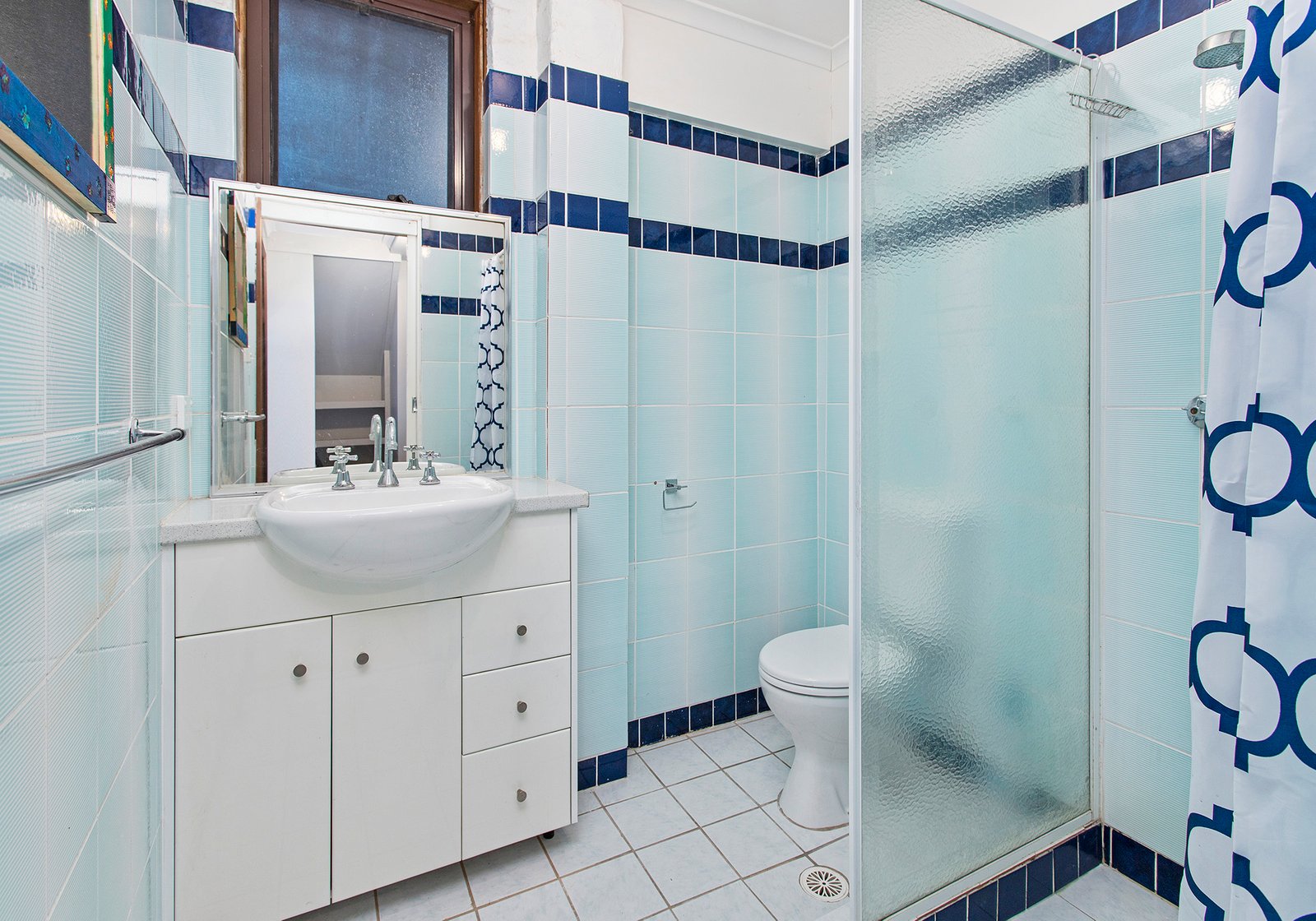 1/23a Wybalena Avenue KOONAWARRA 6