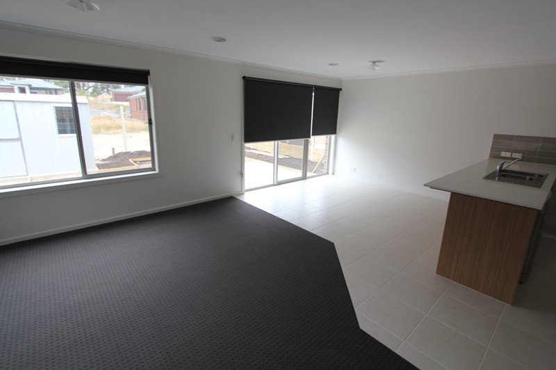 123a Yarana Drive MOUNT HELEN 2