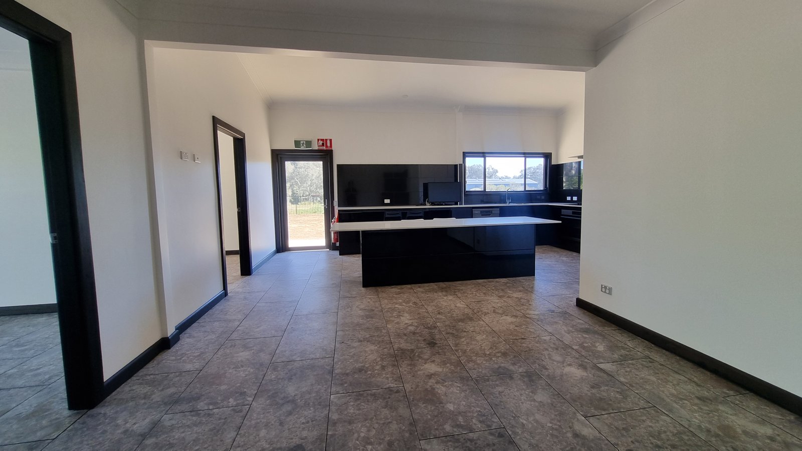 124-126 Mount Street SOUTH GUNDAGAI 4