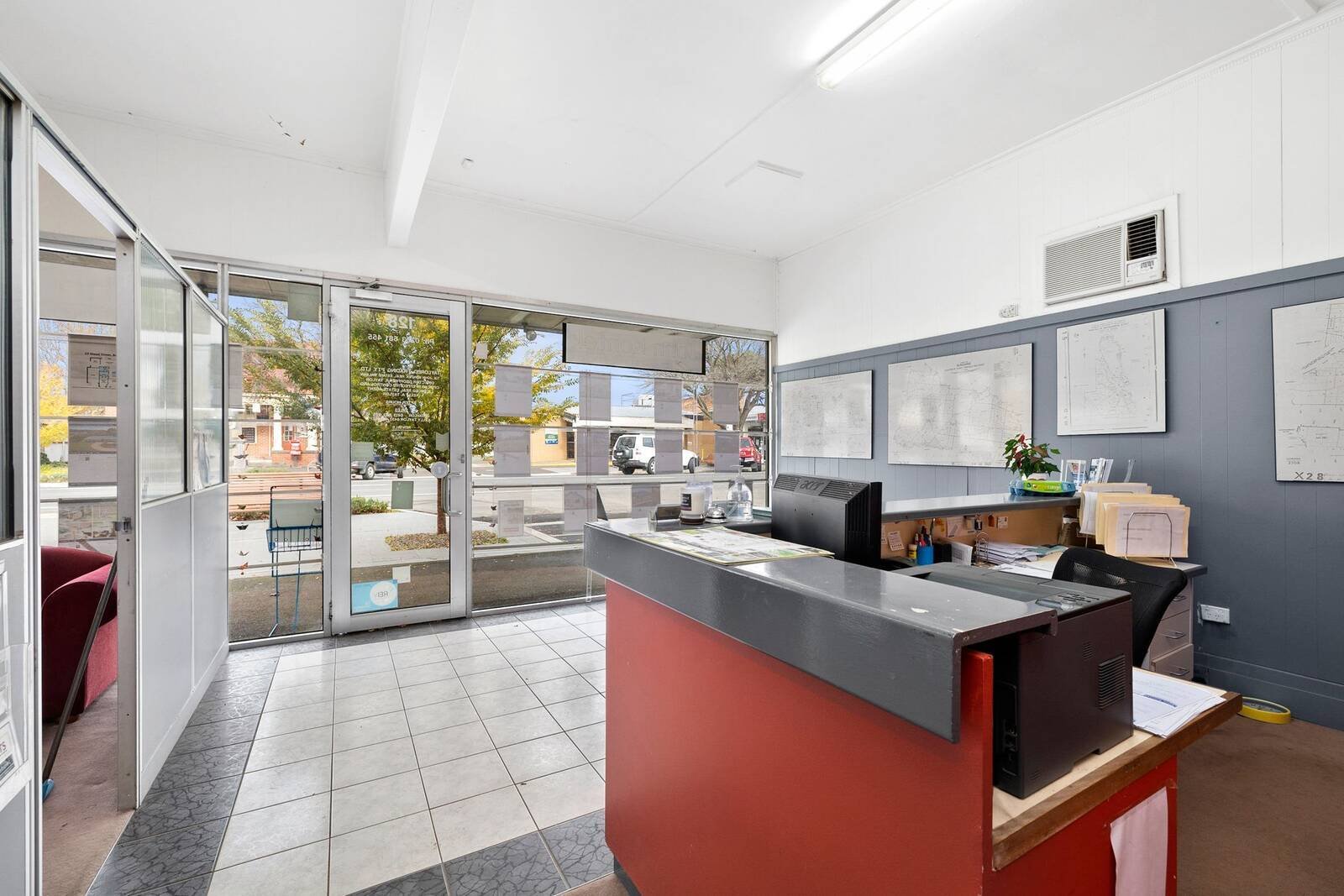 Gallery: 124-128a Inglis Street
