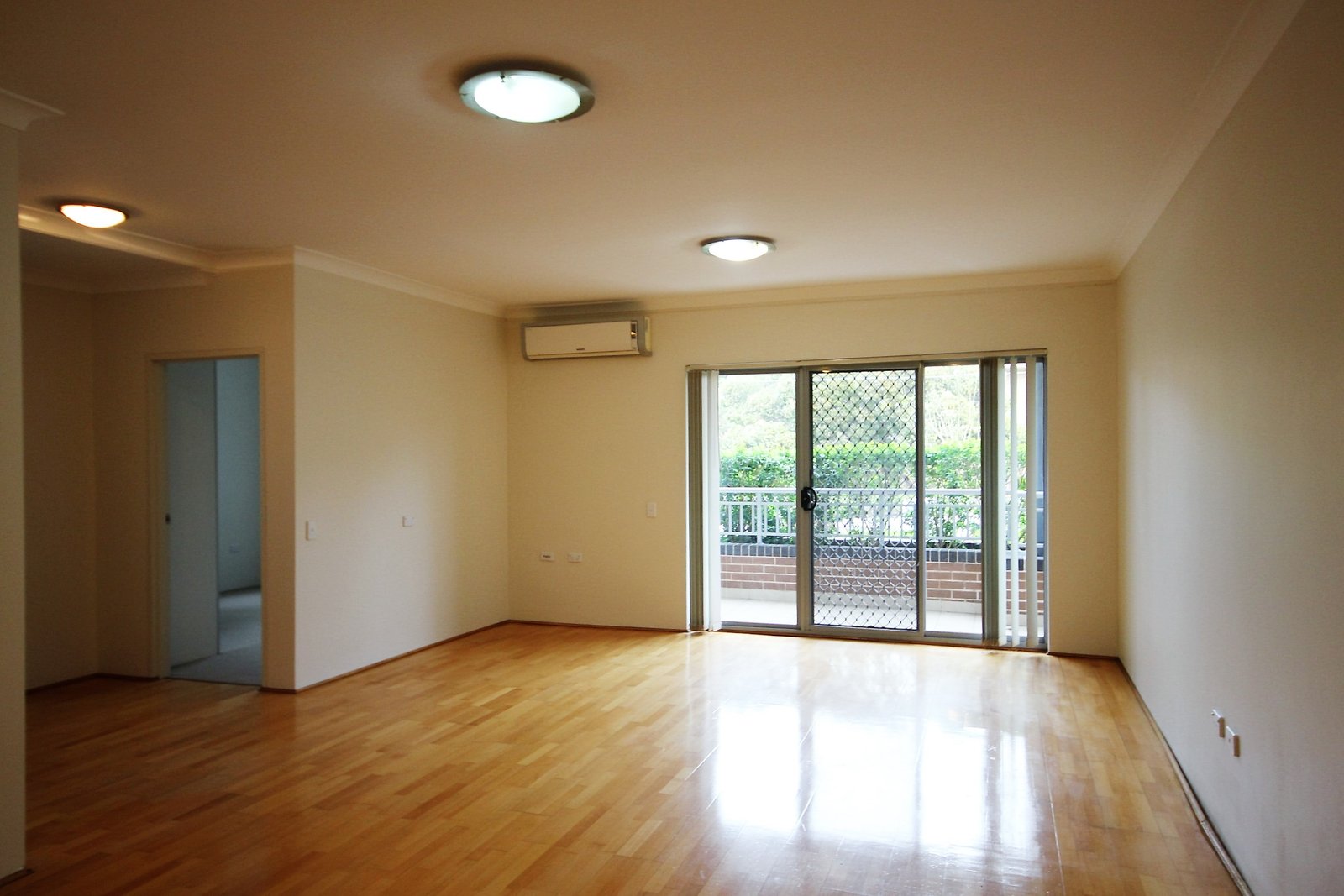 1/24-30 Gladestone Street KOGARAH 7