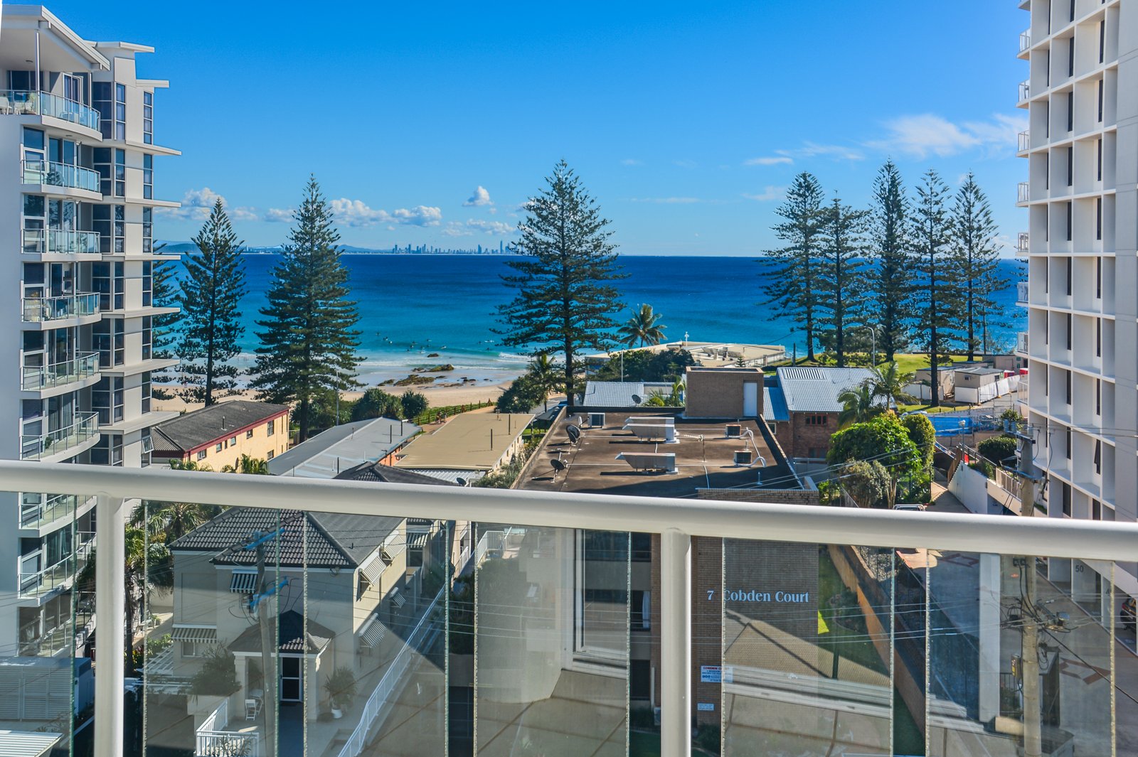 12/4-6 Eden Avenue RAINBOW BAY 1