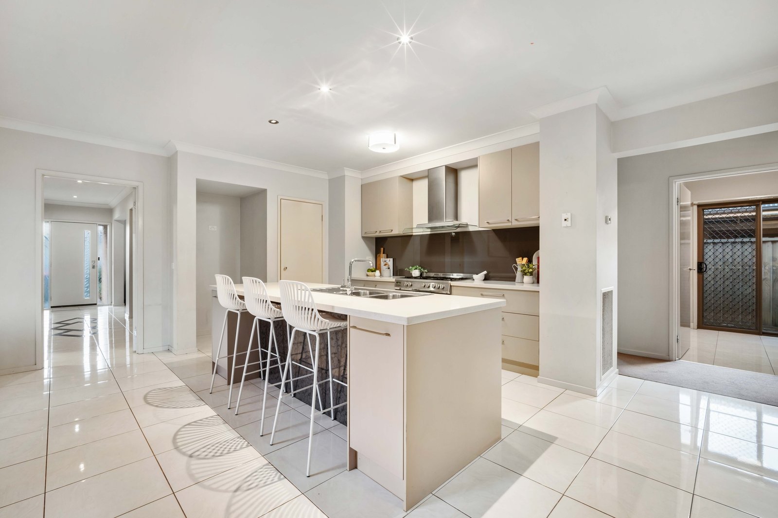 Gallery: 124 Alfredton Drive