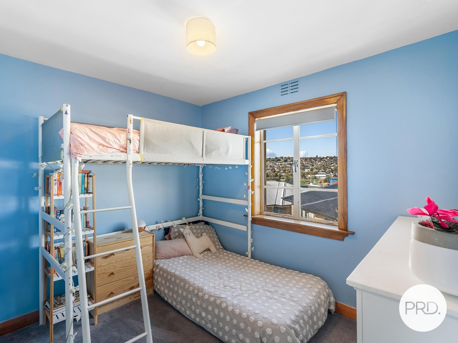 1/24 Arundel Street DERWENT PARK 11