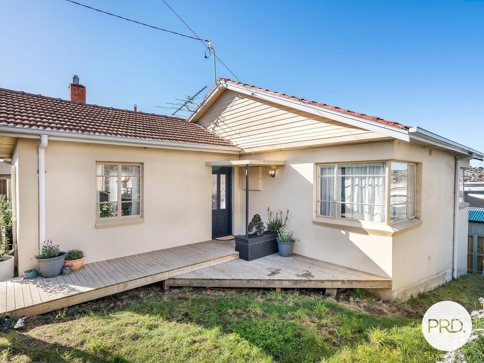1/24 Arundel Street DERWENT PARK 15