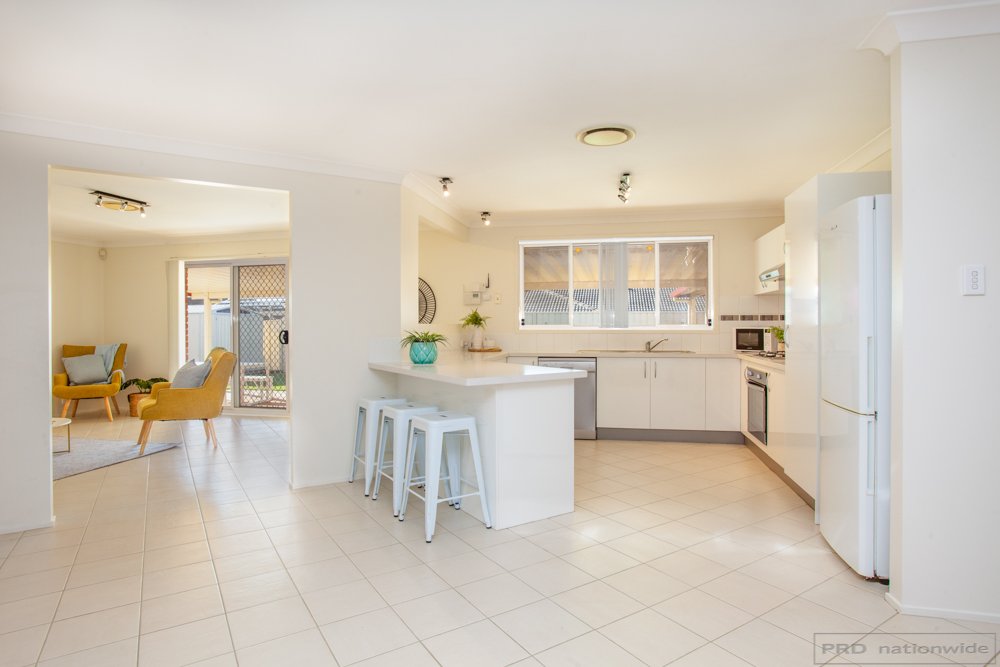 124 Avery Street RUTHERFORD 4