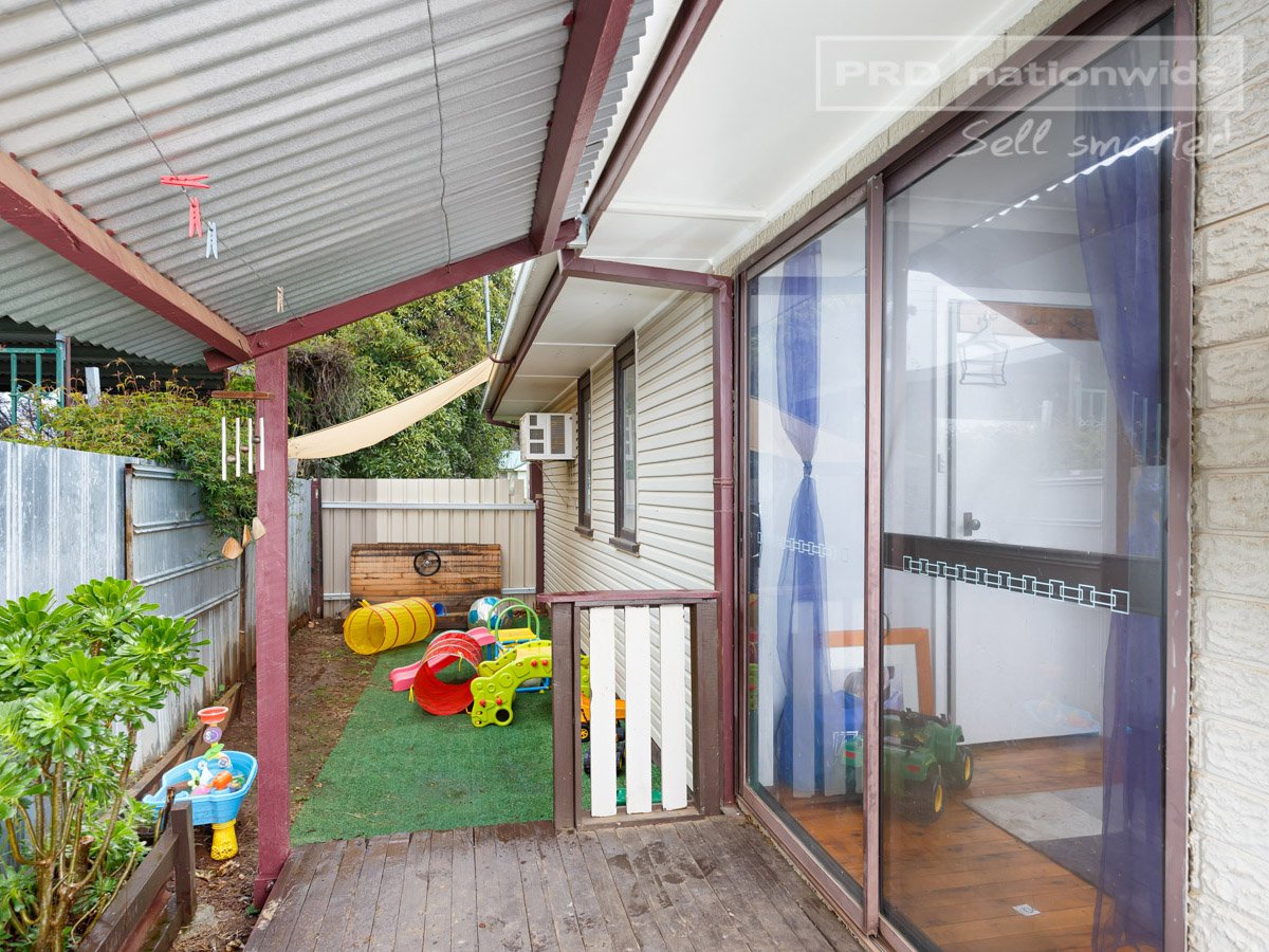 124 Bourke Street MOUNT AUSTIN 10