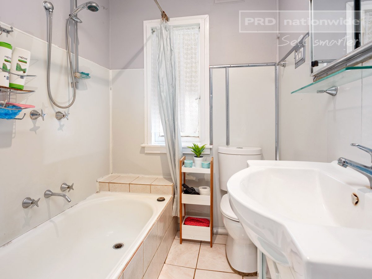 124 Bourke Street MOUNT AUSTIN 9