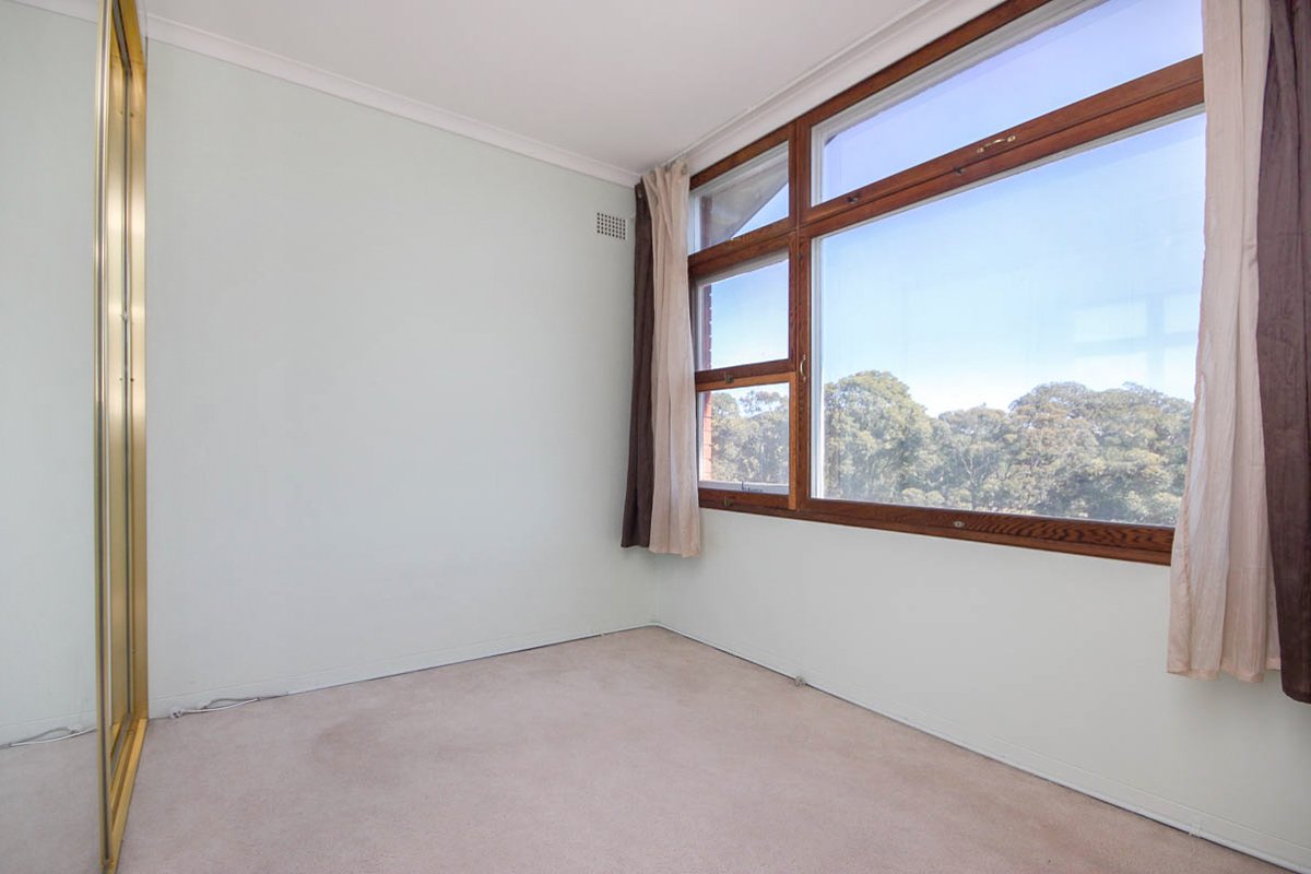 124 Chuter Avenue RAMSGATE BEACH 6