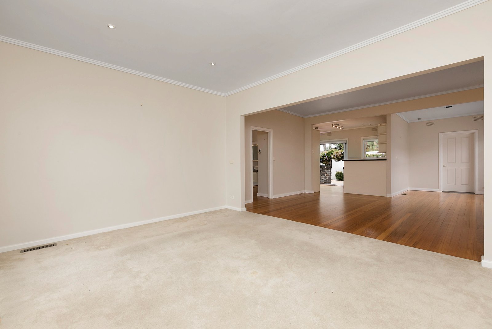 Gallery: 1/24 Clare Street