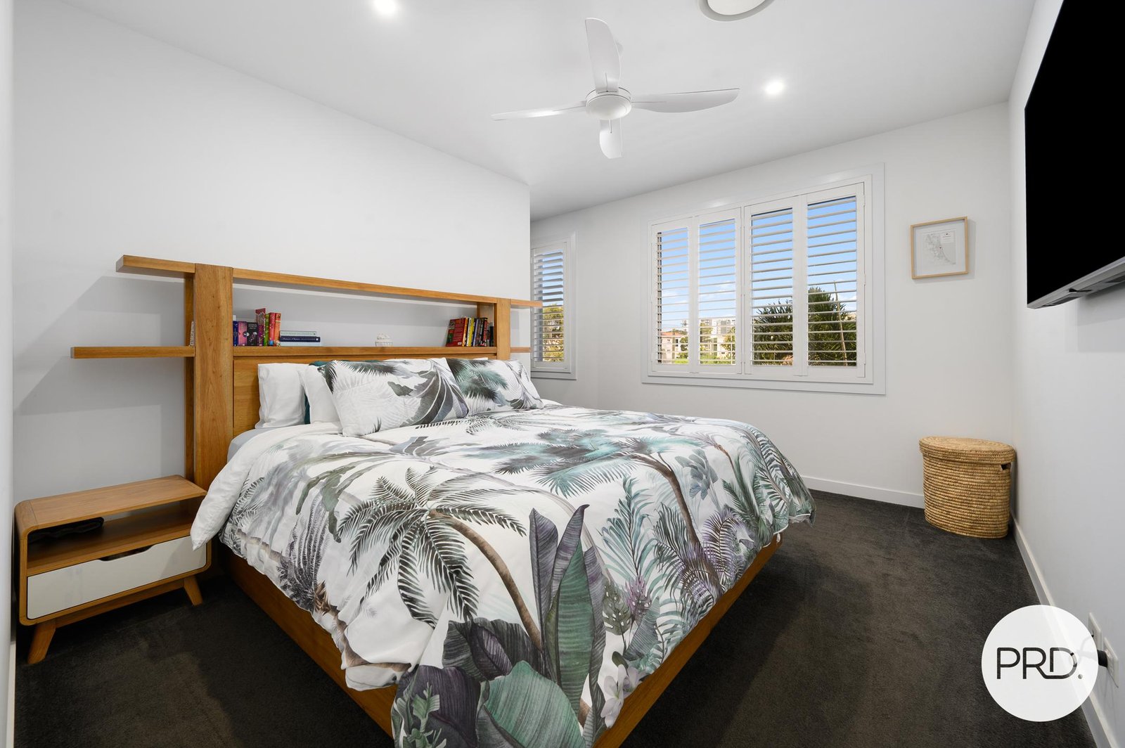 1/24 Clark St  BIGGERA WATERS 6