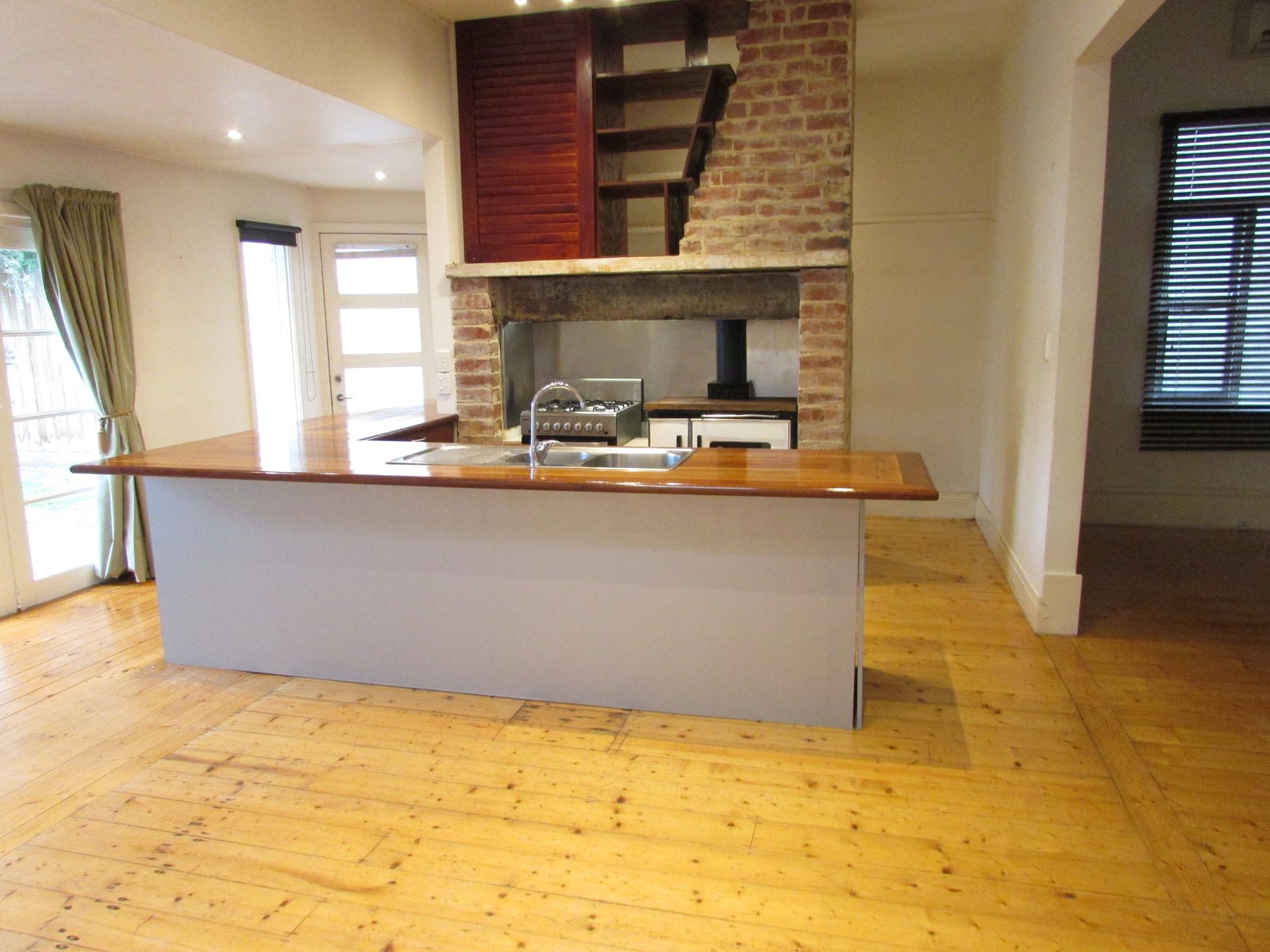 Gallery: 124 Clark Street