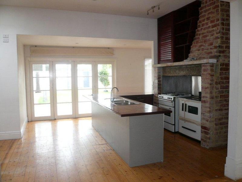 Gallery: 124 Clark Street