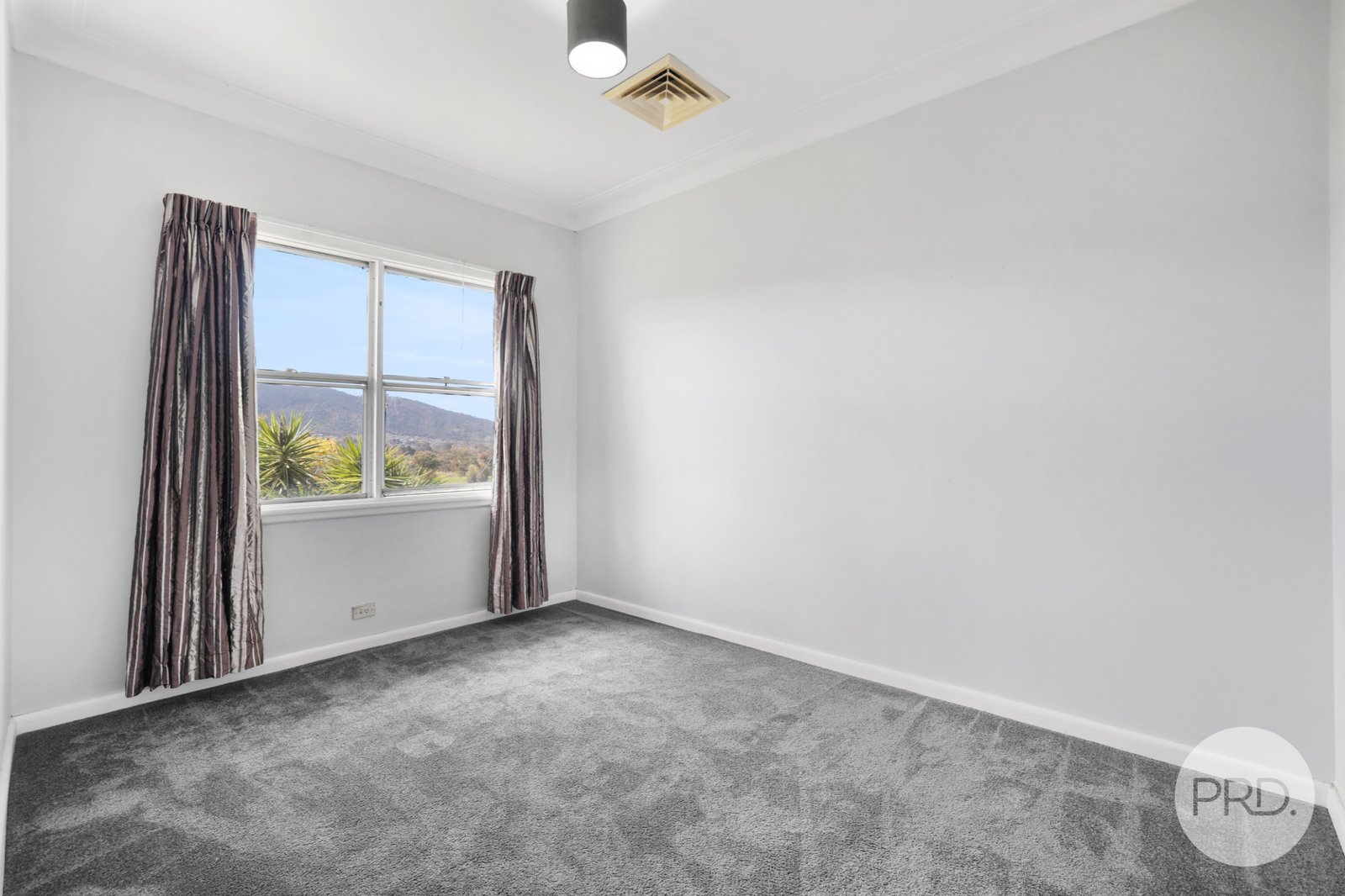 124 Crown Street TAMWORTH 13