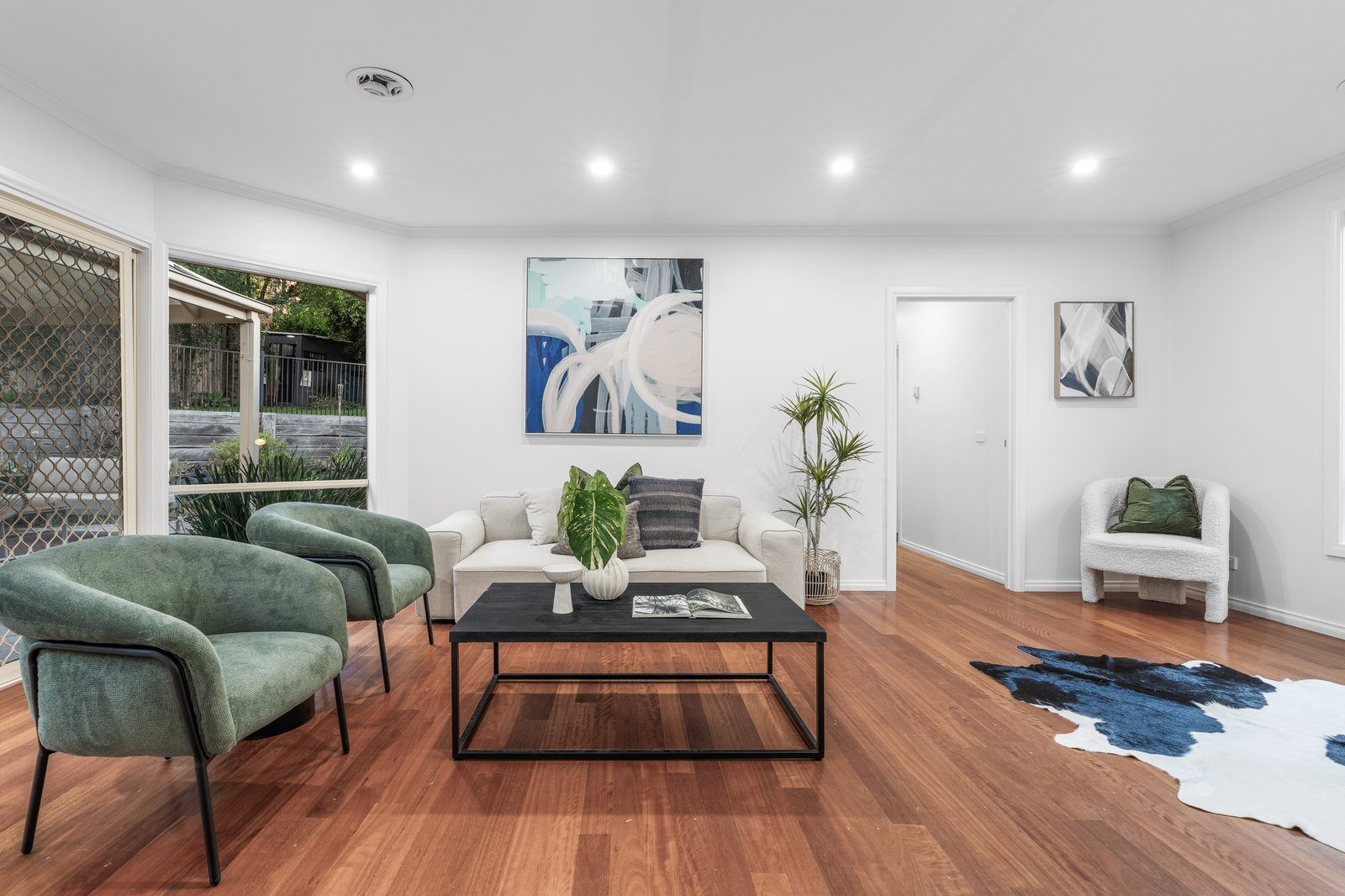 Gallery: 124 Croydon Hills Drive