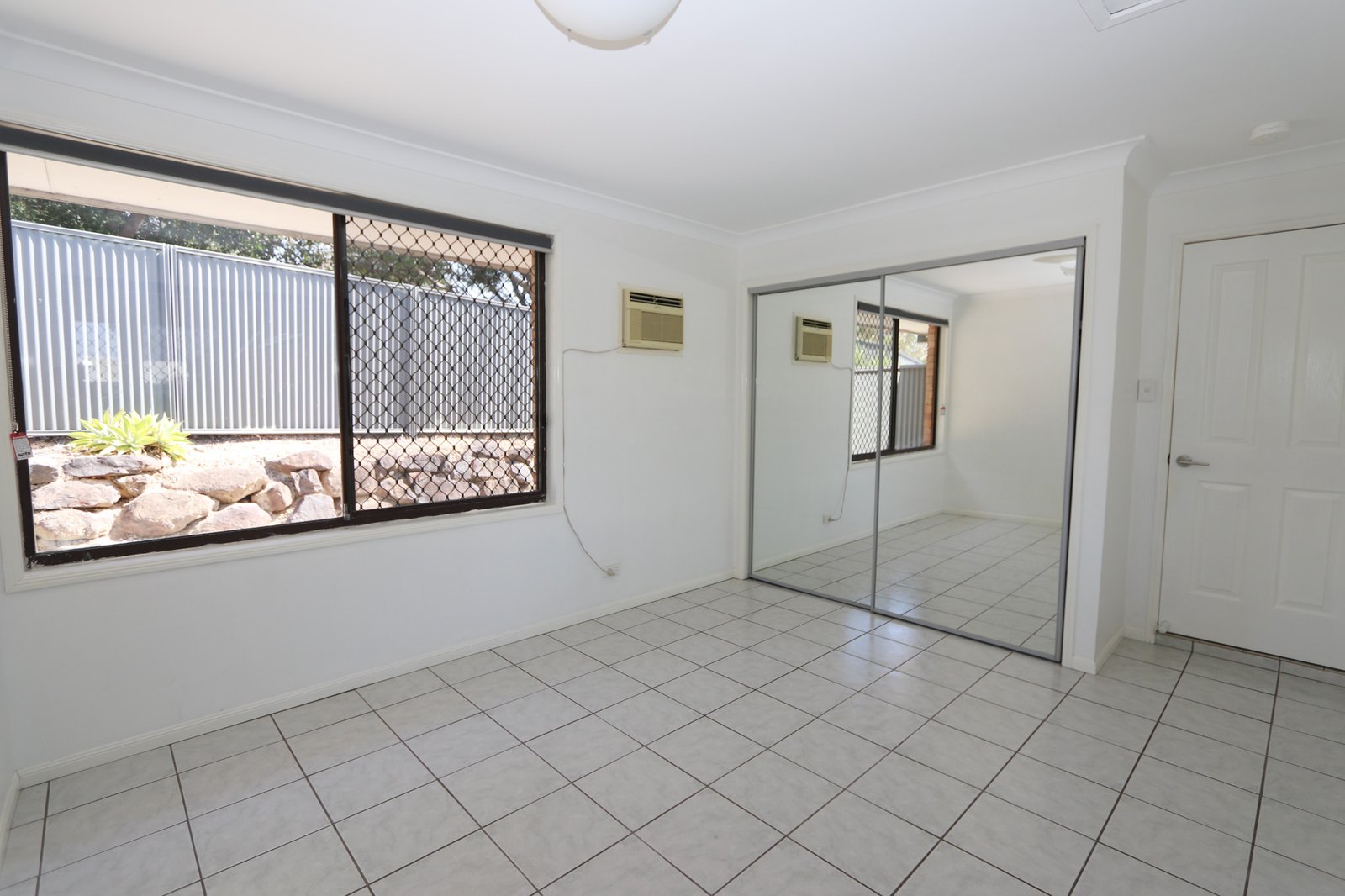 124 Currumburra Road ASHMORE 5