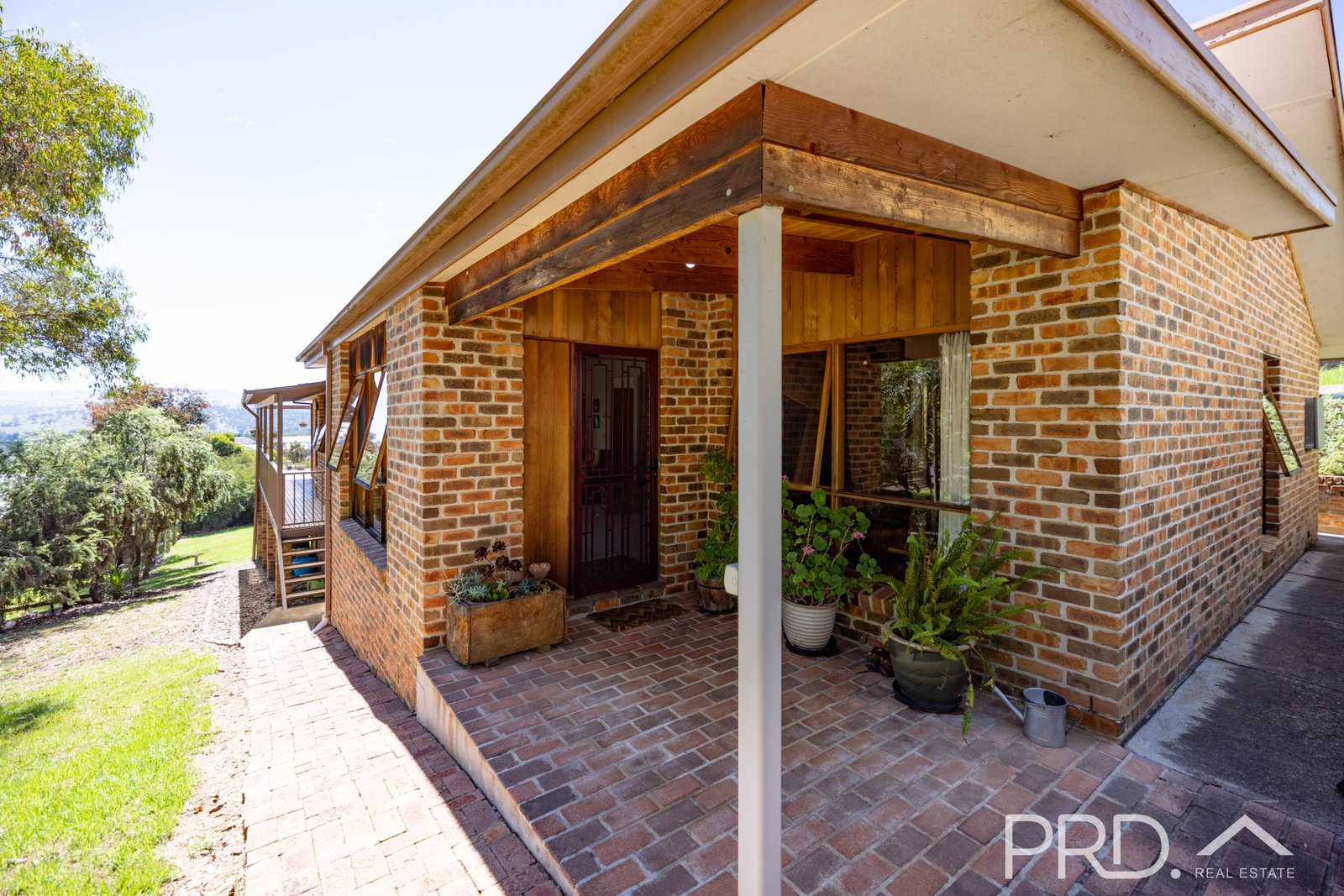 124 Dalhunty Street TUMUT 4