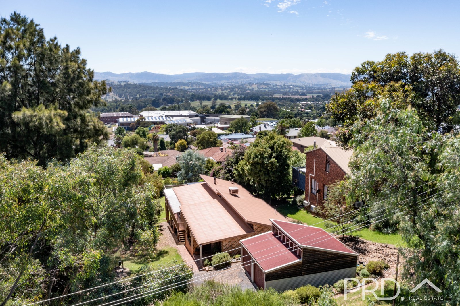 124 Dalhunty Street TUMUT 21