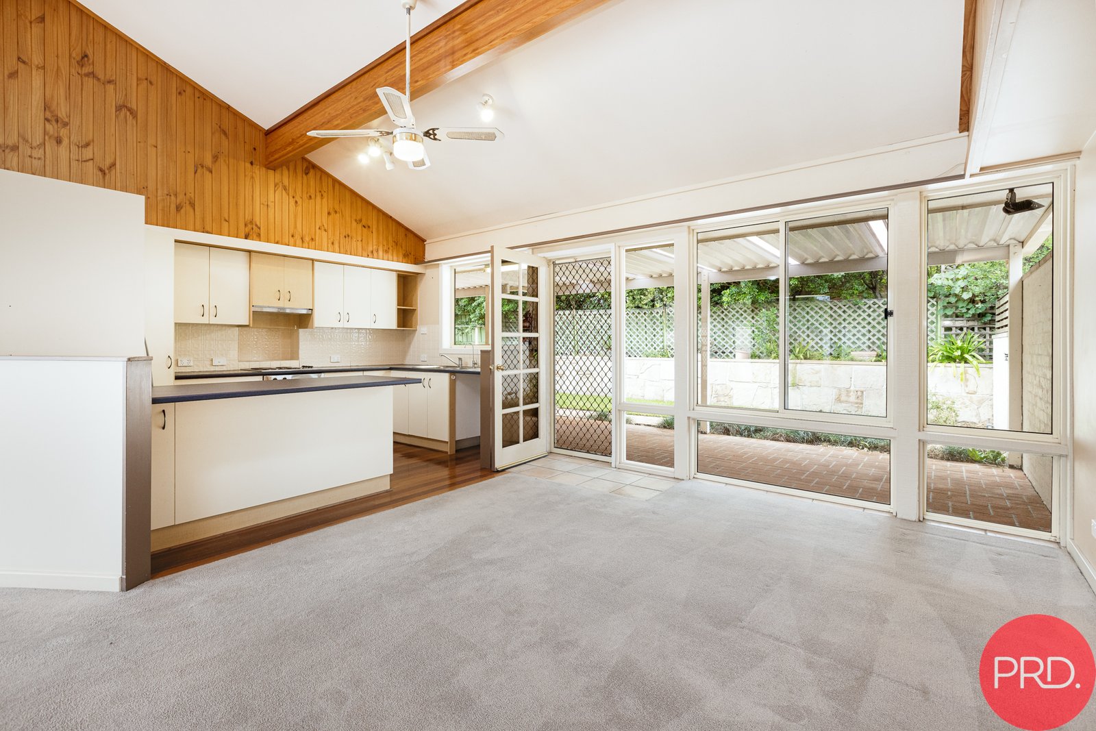 1/24 De Lisle Crescent METFORD 4