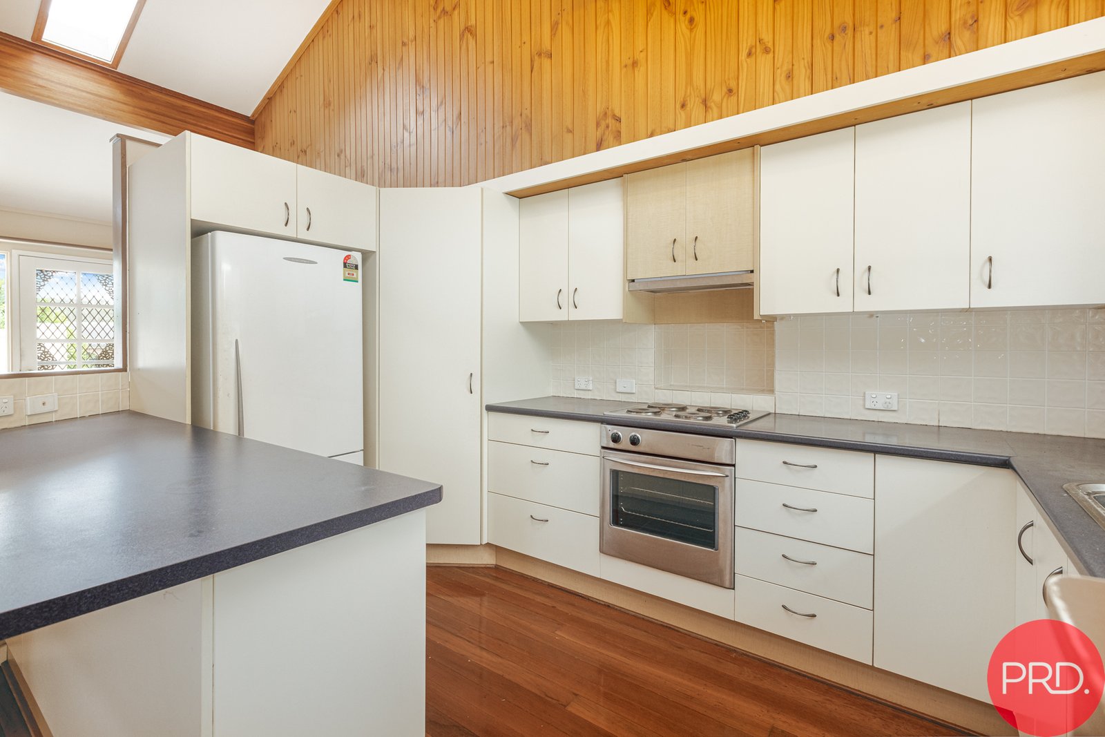 1/24 De Lisle Crescent METFORD 6
