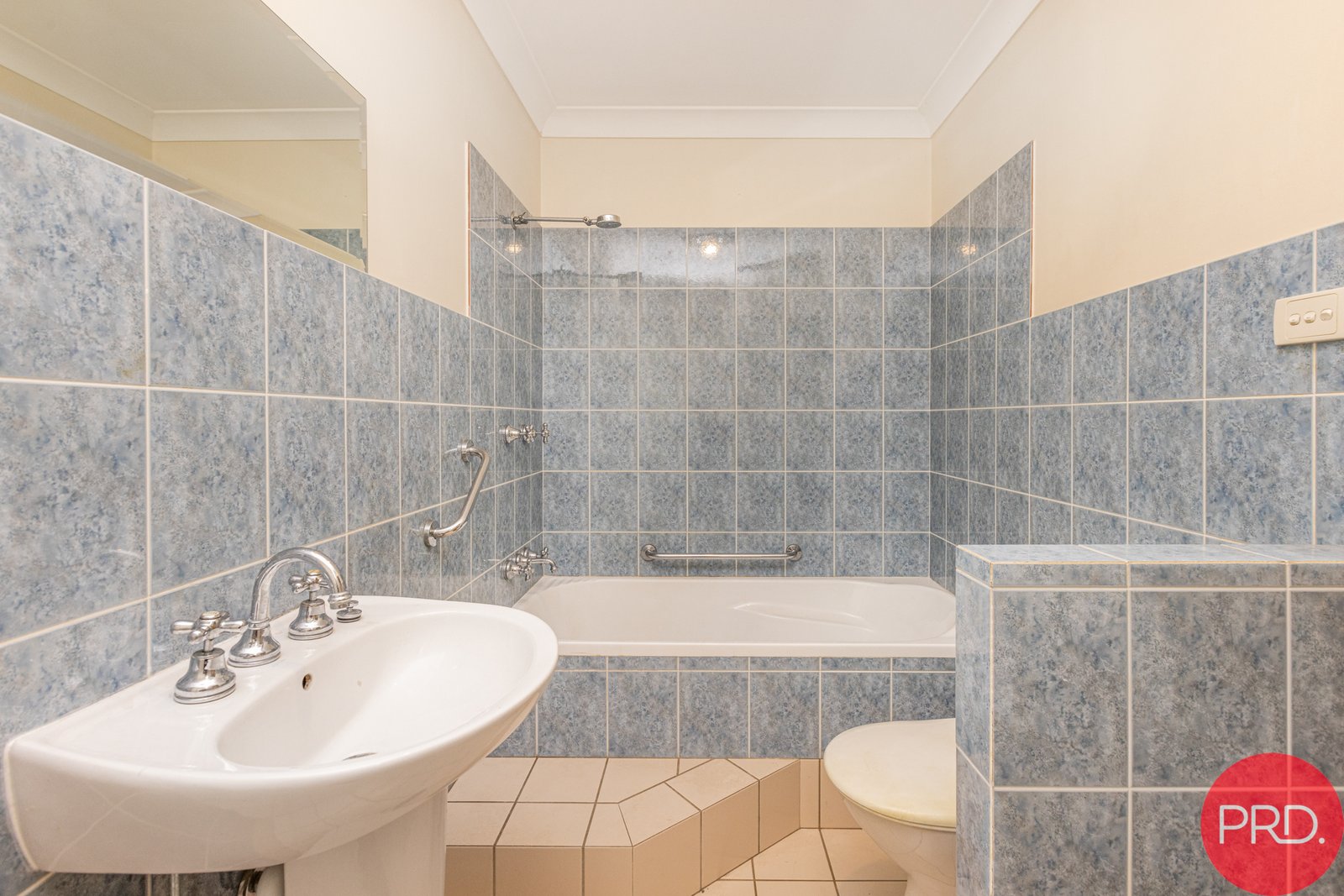 1/24 De Lisle Crescent METFORD 10