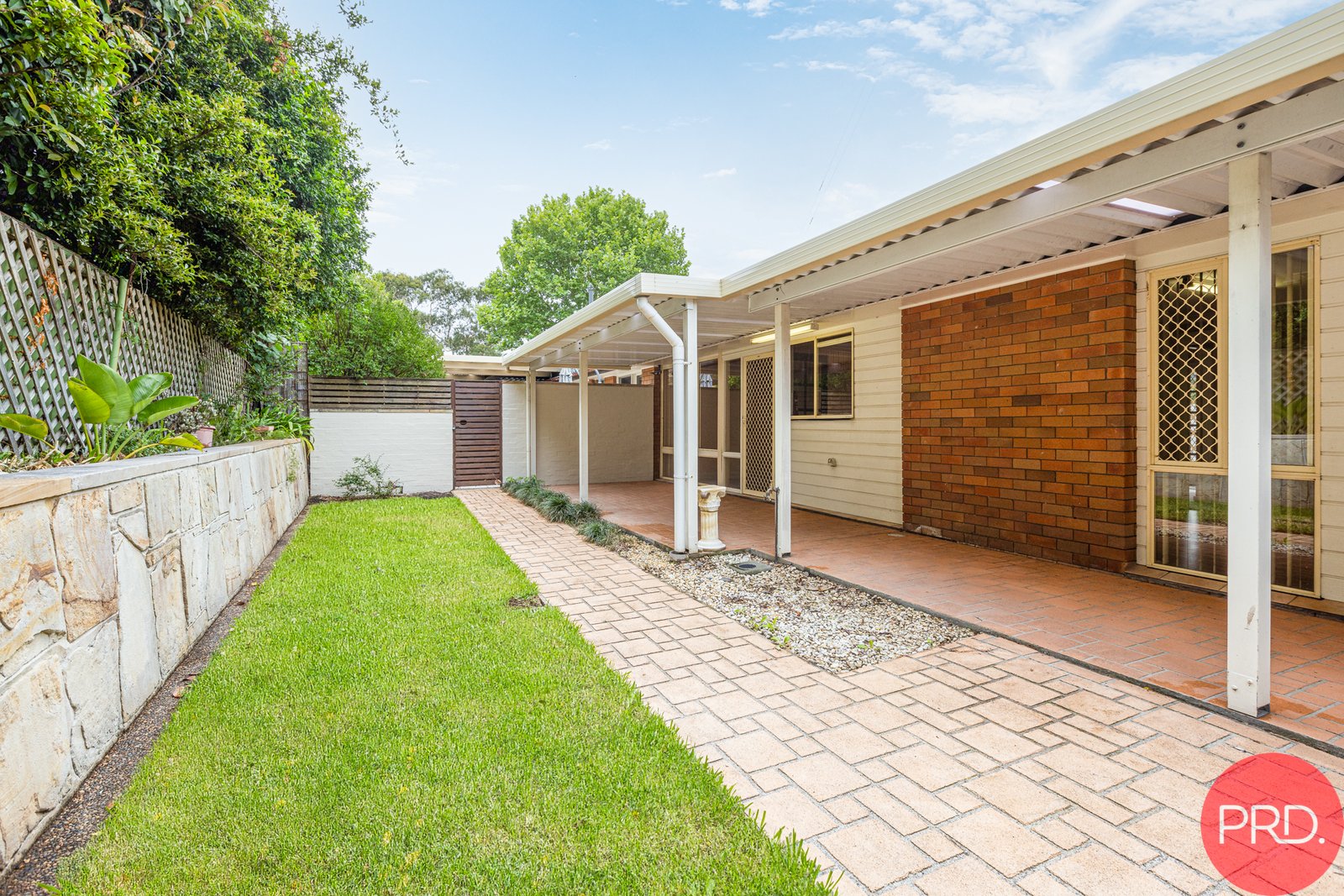 1/24 De Lisle Crescent METFORD 14