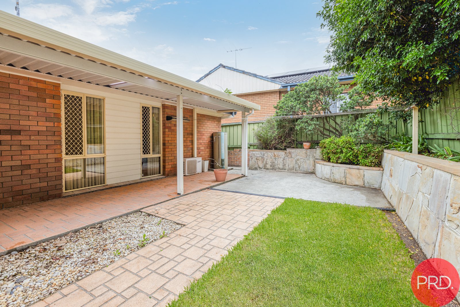 1/24 De Lisle Crescent METFORD 15
