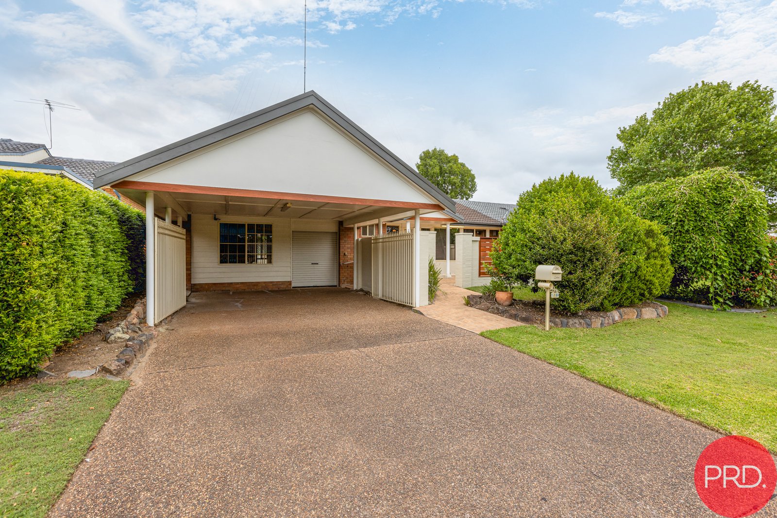 1/24 De Lisle Crescent METFORD 20