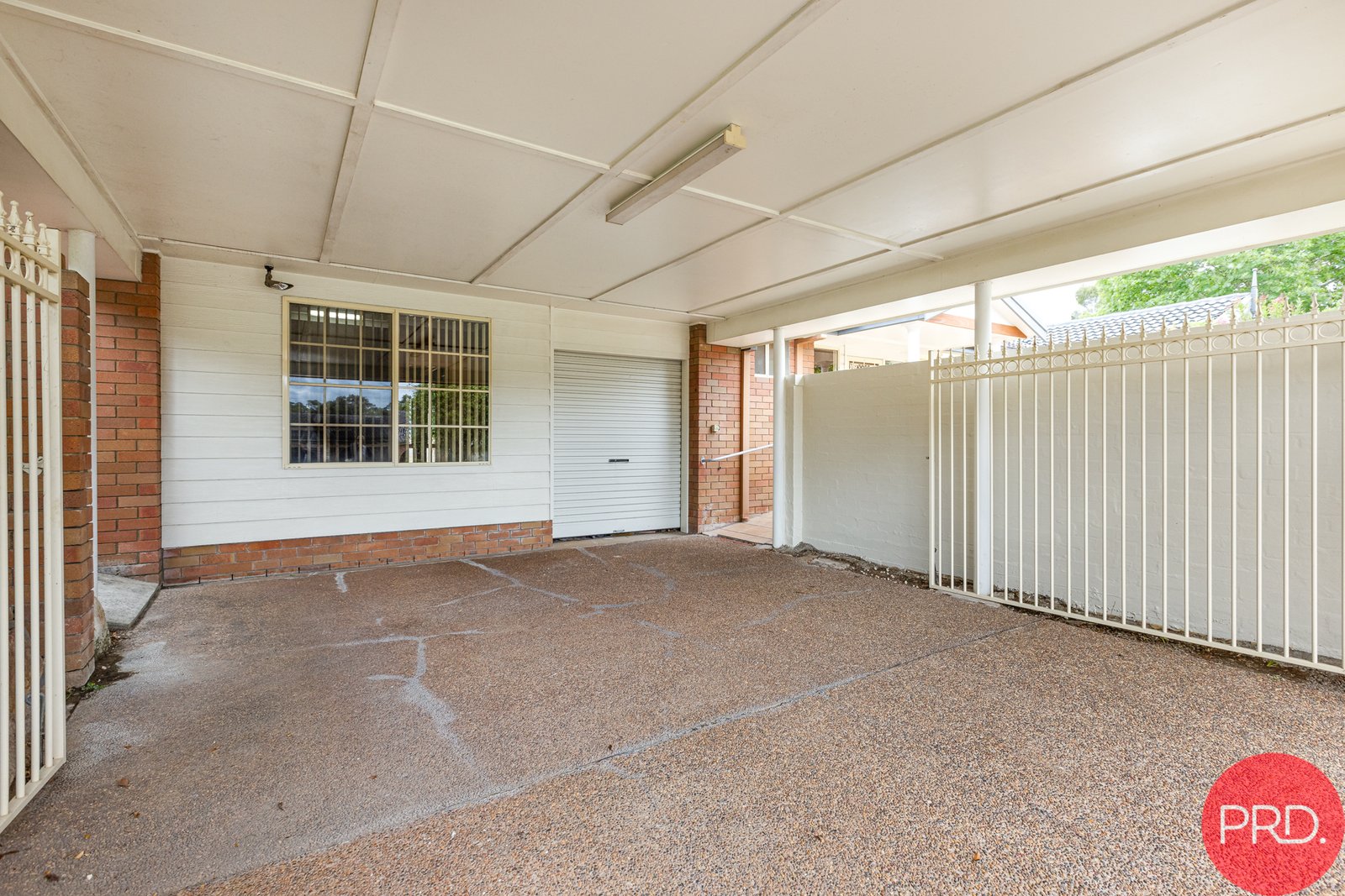 1/24 De Lisle Crescent METFORD 21