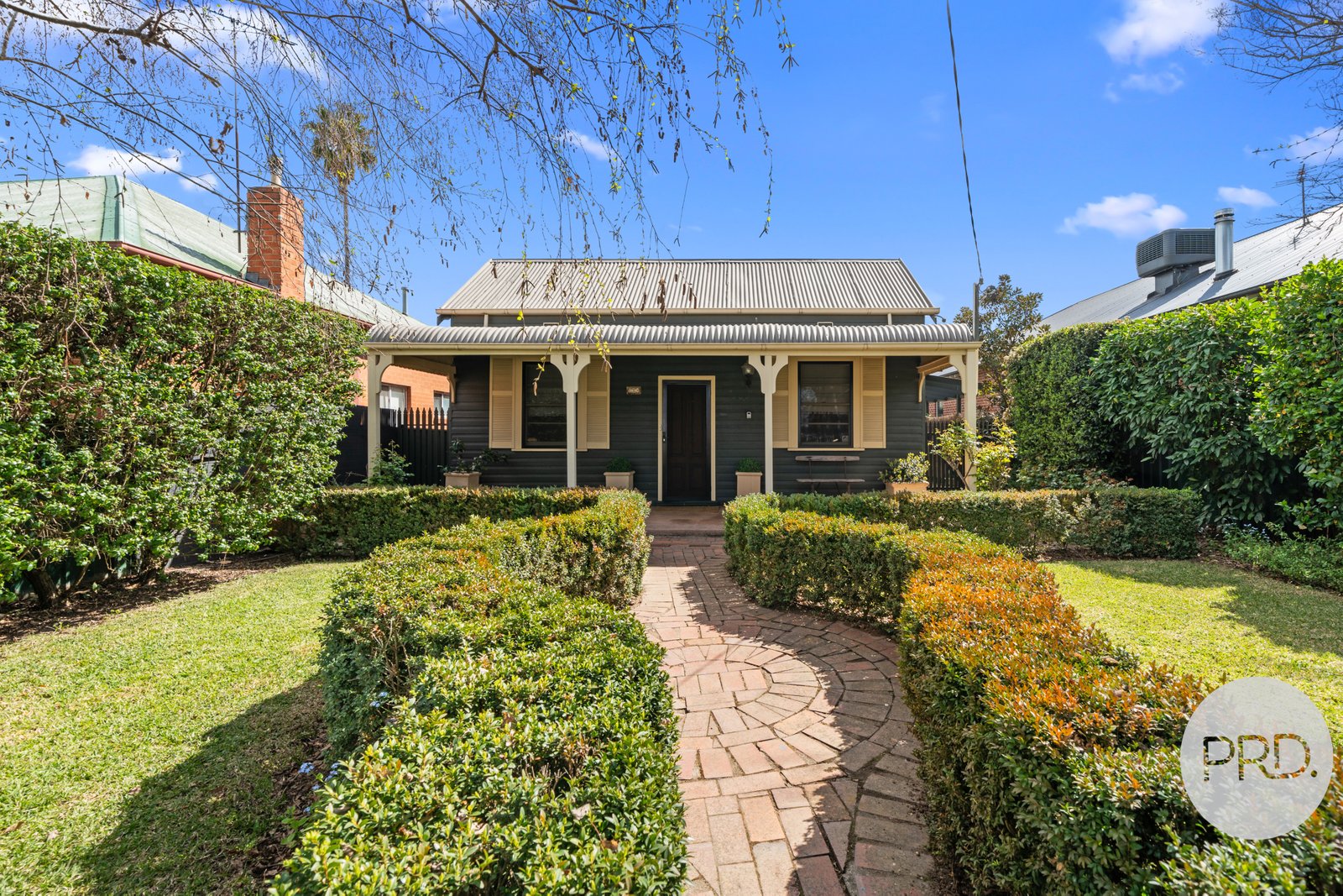 124 Docker Street WAGGA WAGGA 1
