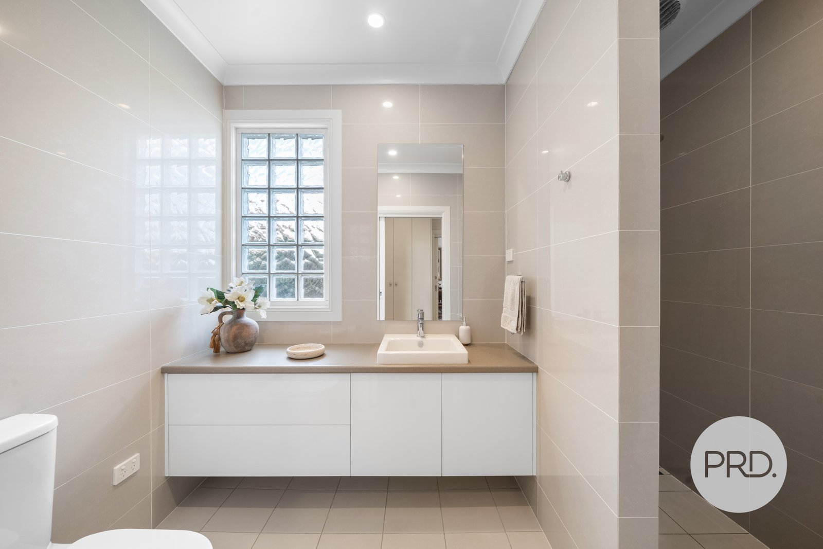 124 Docker Street WAGGA WAGGA 11