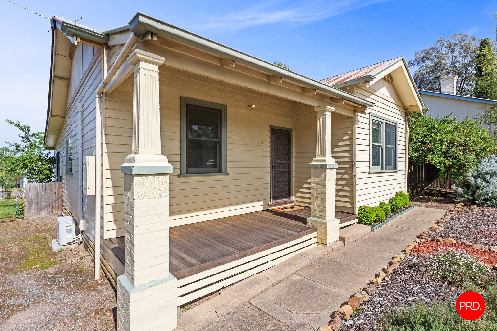 124 Duke Street CASTLEMAINE 4