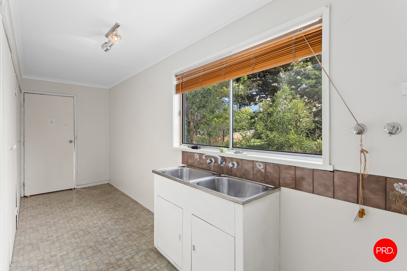 124 Duke Street CASTLEMAINE 14