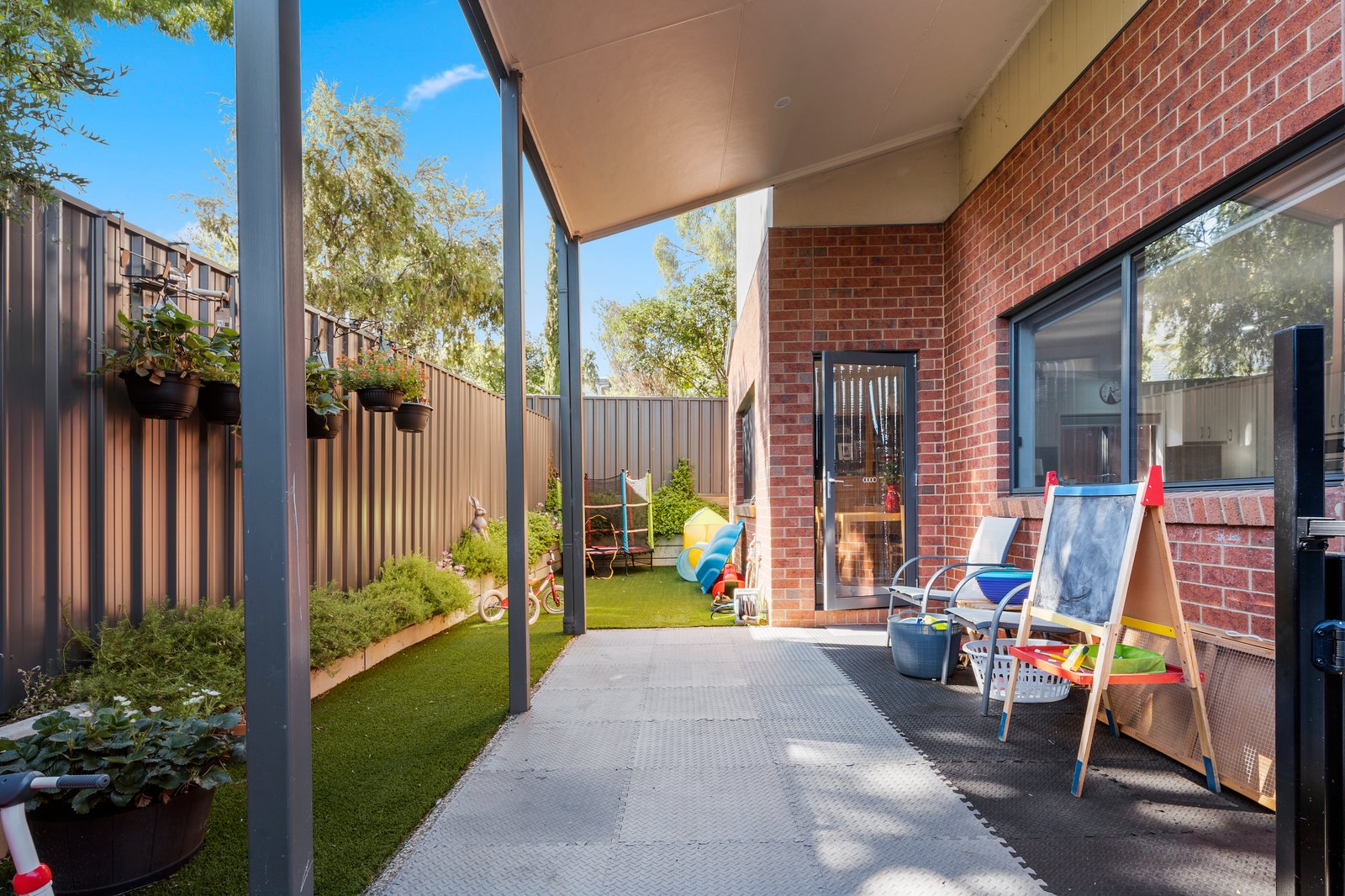 1/24 Forest Lane BENDIGO 13