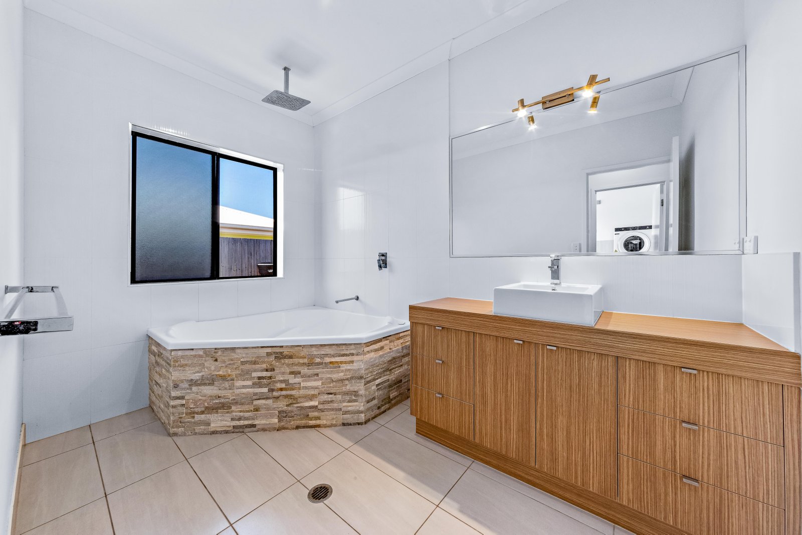 124 Jubilee Pocket Road JUBILEE POCKET 19