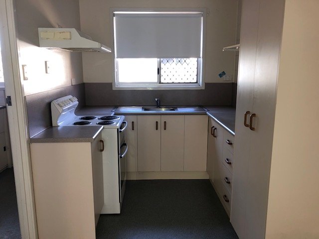 124 Malpas Street BOYNE ISLAND 17