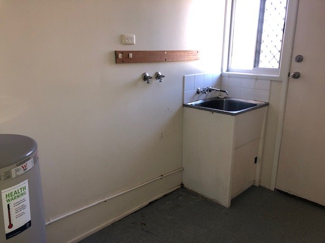 124 Malpas Street BOYNE ISLAND 18