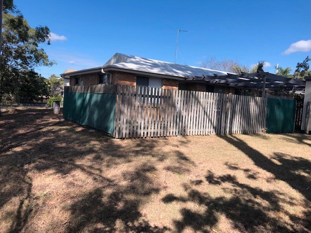 124 Malpas Street BOYNE ISLAND 21