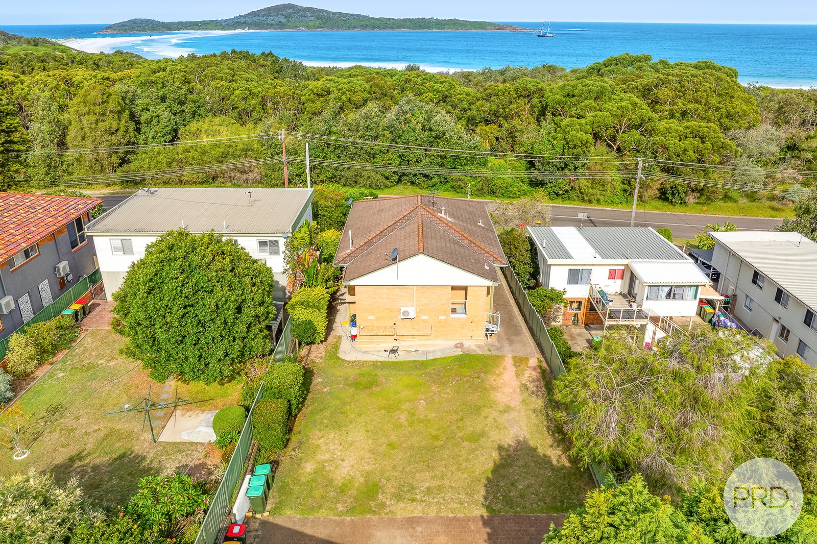 1/24 Marine Drive FINGAL BAY 16