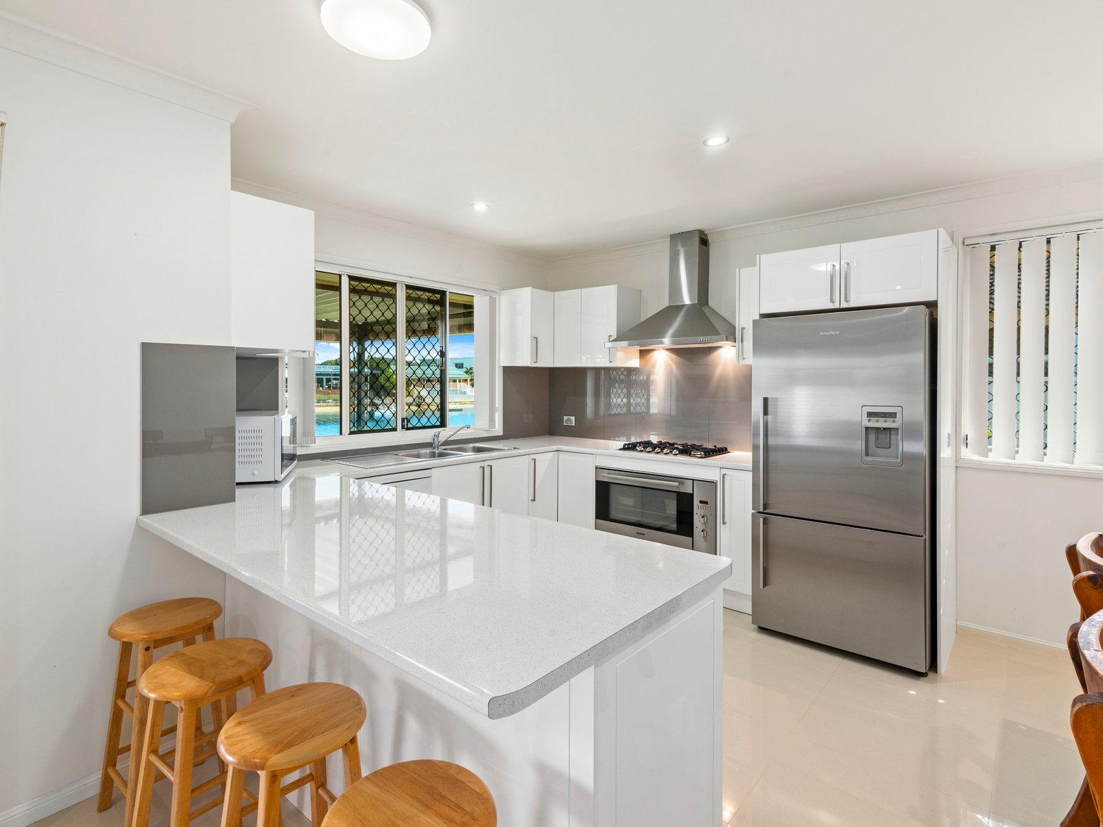 124 Melaleuca Drive PALM BEACH 6