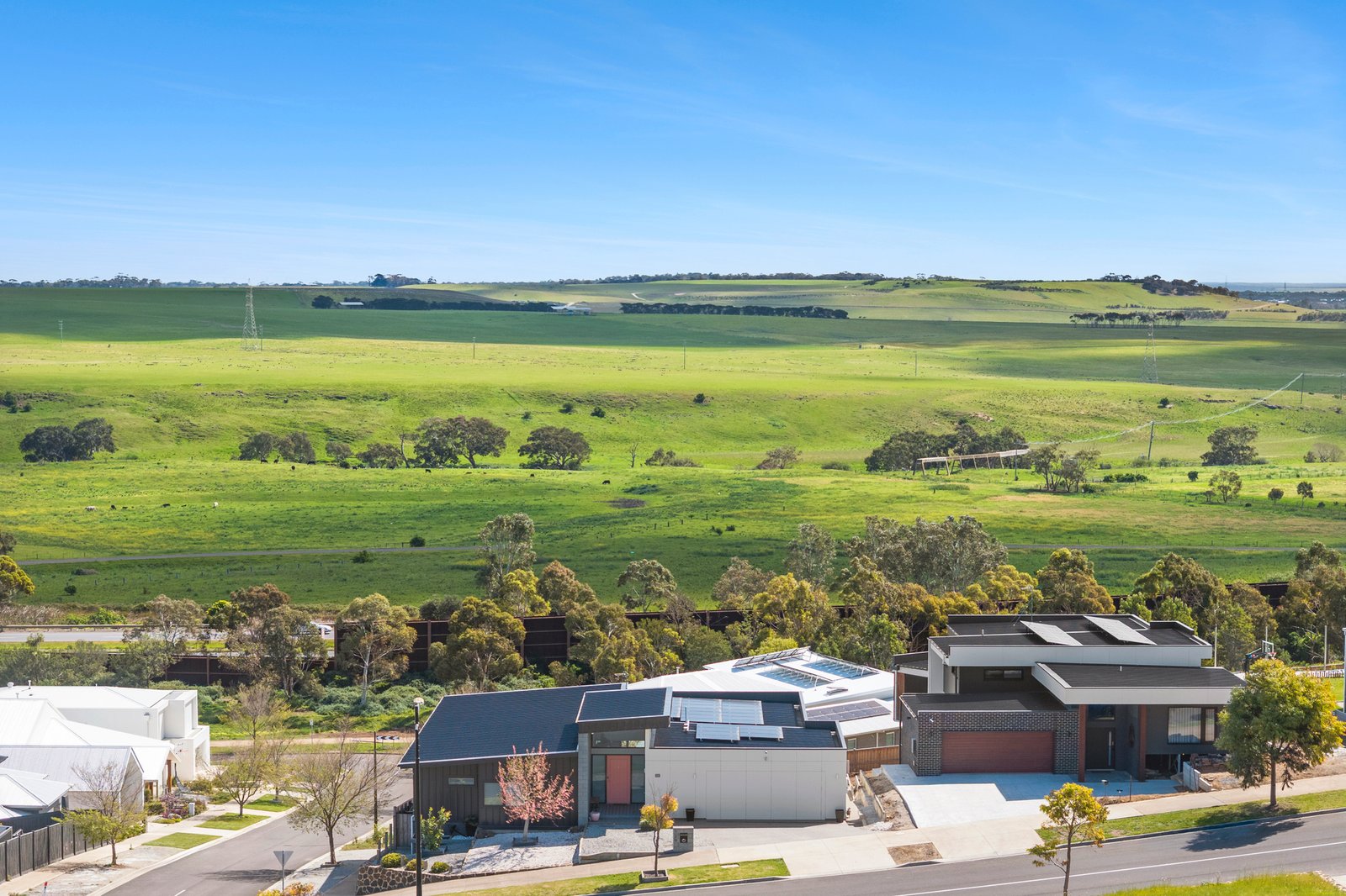 Gallery: 124 Monier Way