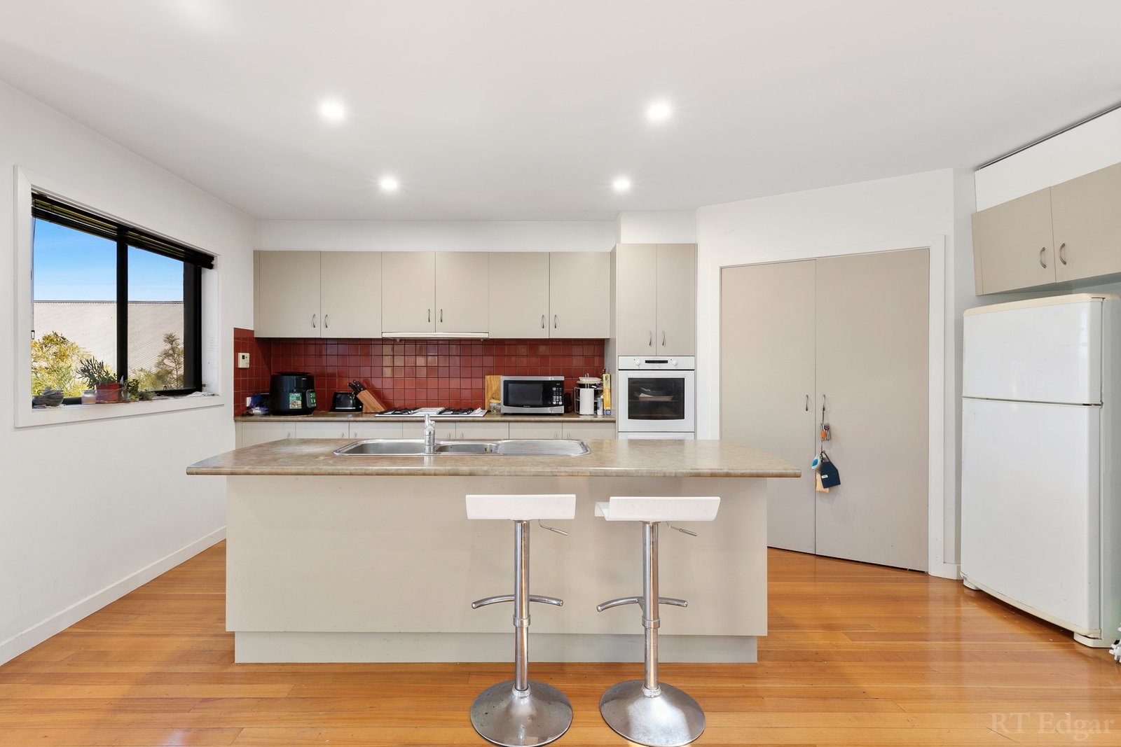 Real Estate and Property in 1/24 Newcombe Street, Drysdale, VIC